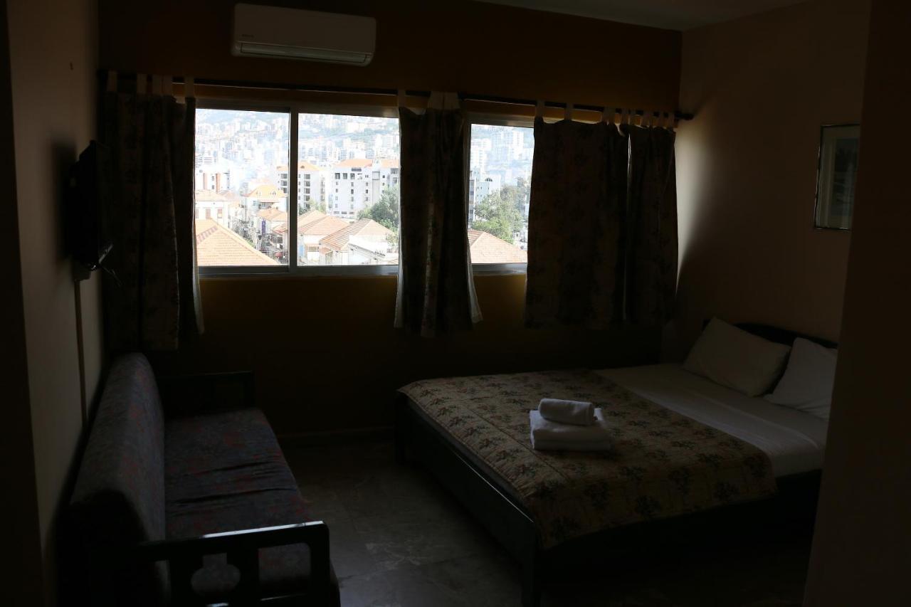 Holiday Suites Hotel & Beach Resort Jounieh Dış mekan fotoğraf