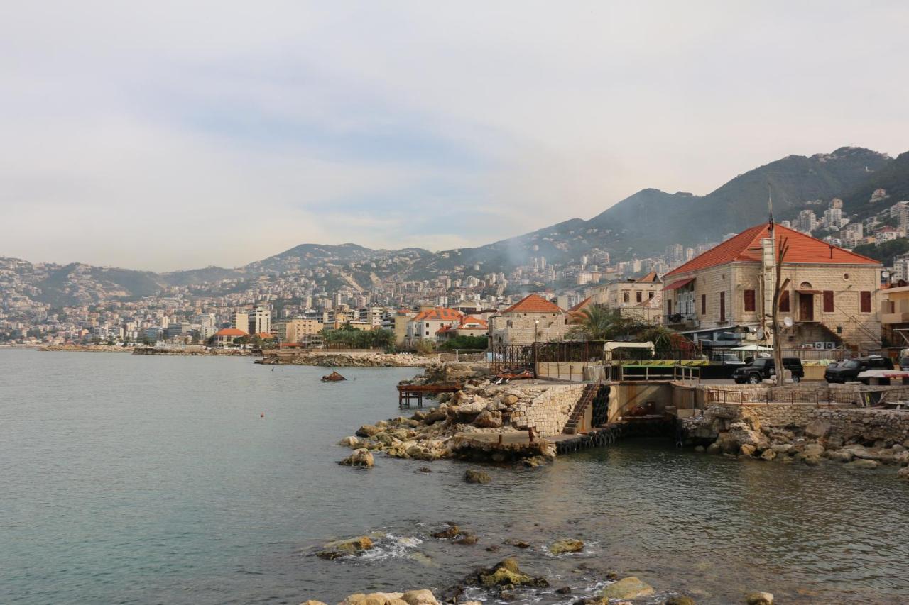 Holiday Suites Hotel & Beach Resort Jounieh Dış mekan fotoğraf
