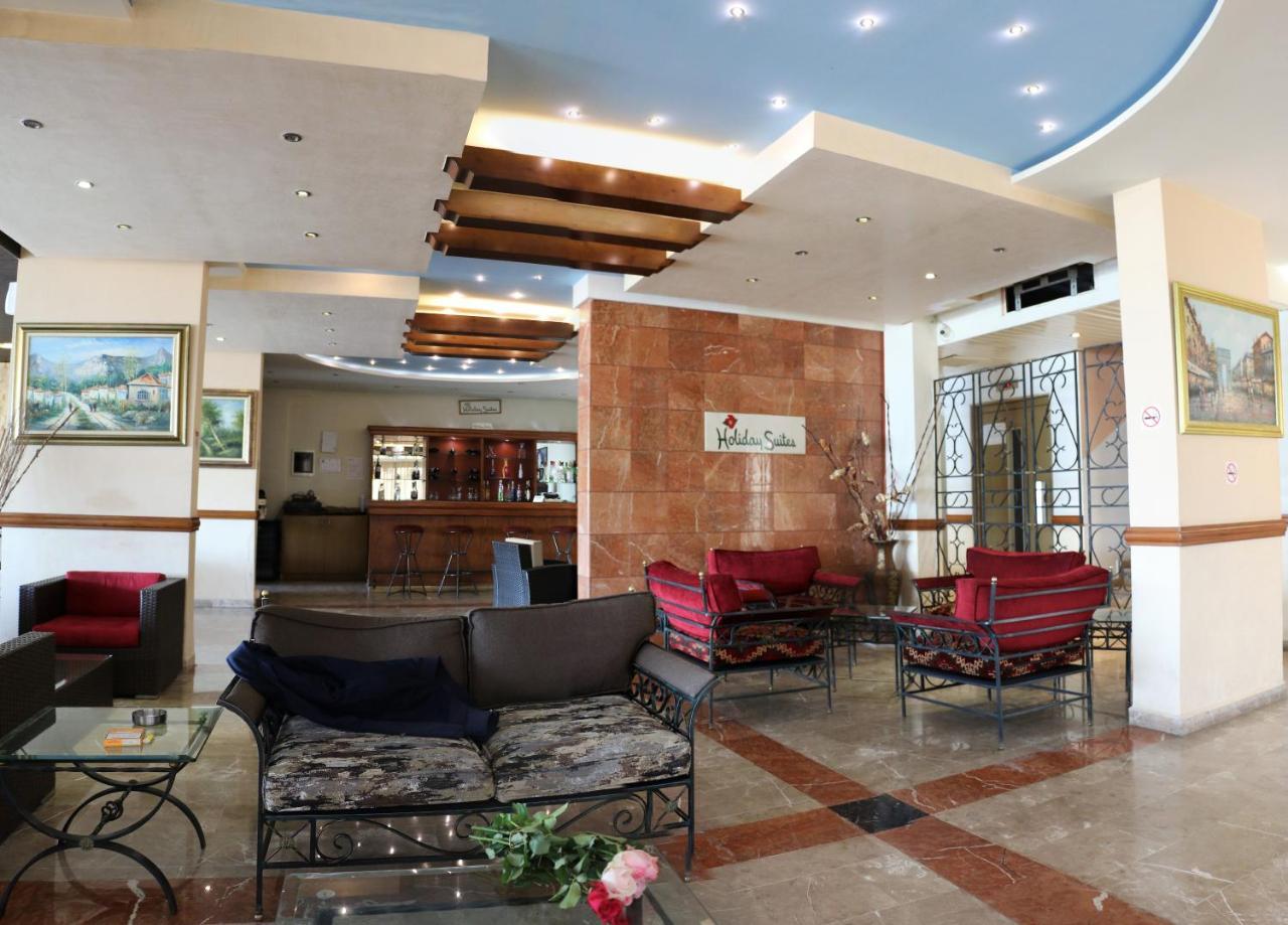 Holiday Suites Hotel & Beach Resort Jounieh Dış mekan fotoğraf