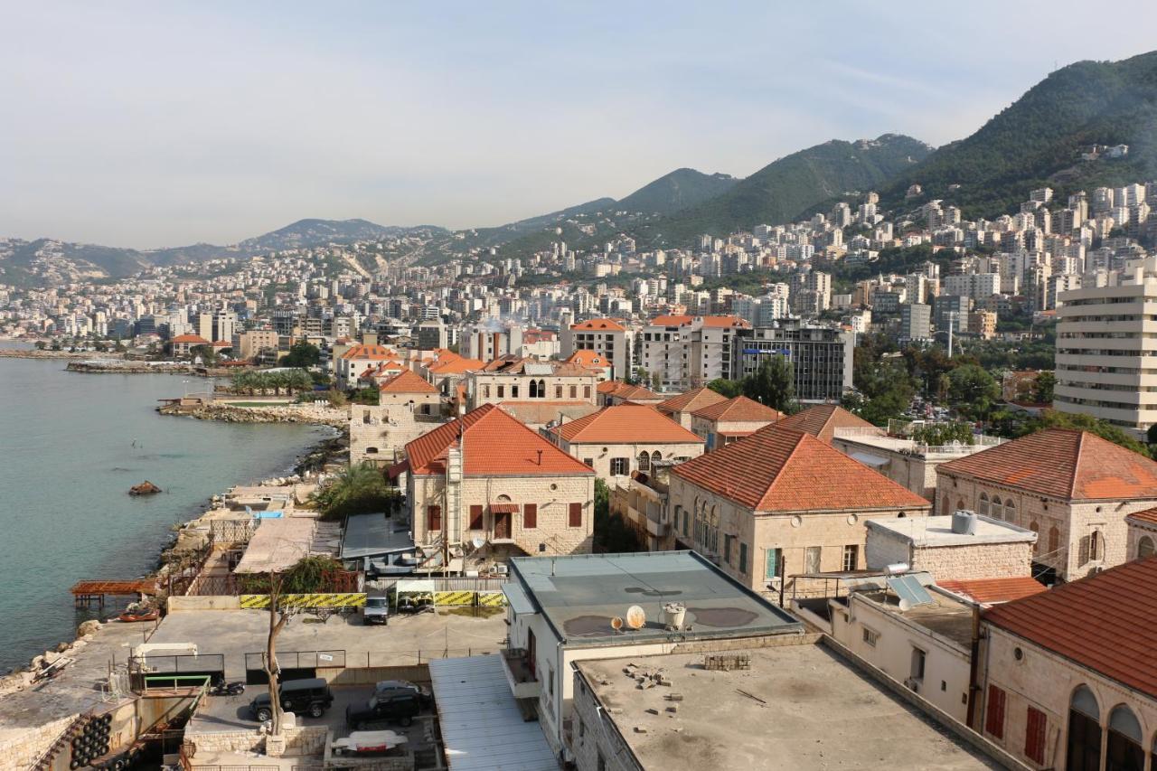Holiday Suites Hotel & Beach Resort Jounieh Dış mekan fotoğraf