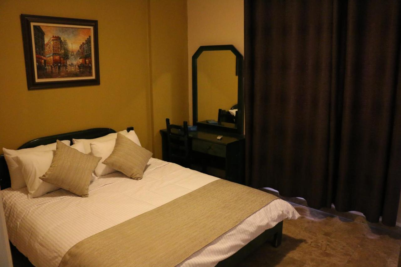 Holiday Suites Hotel & Beach Resort Jounieh Dış mekan fotoğraf